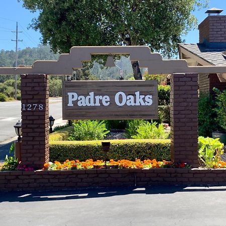 Padre Oaks Motel Monterey Eksteriør billede